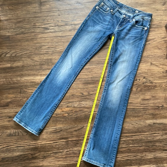 Miss Me Sz 28 Denim Boot Cut Jean Rose Pocket - Picture 14 of 16